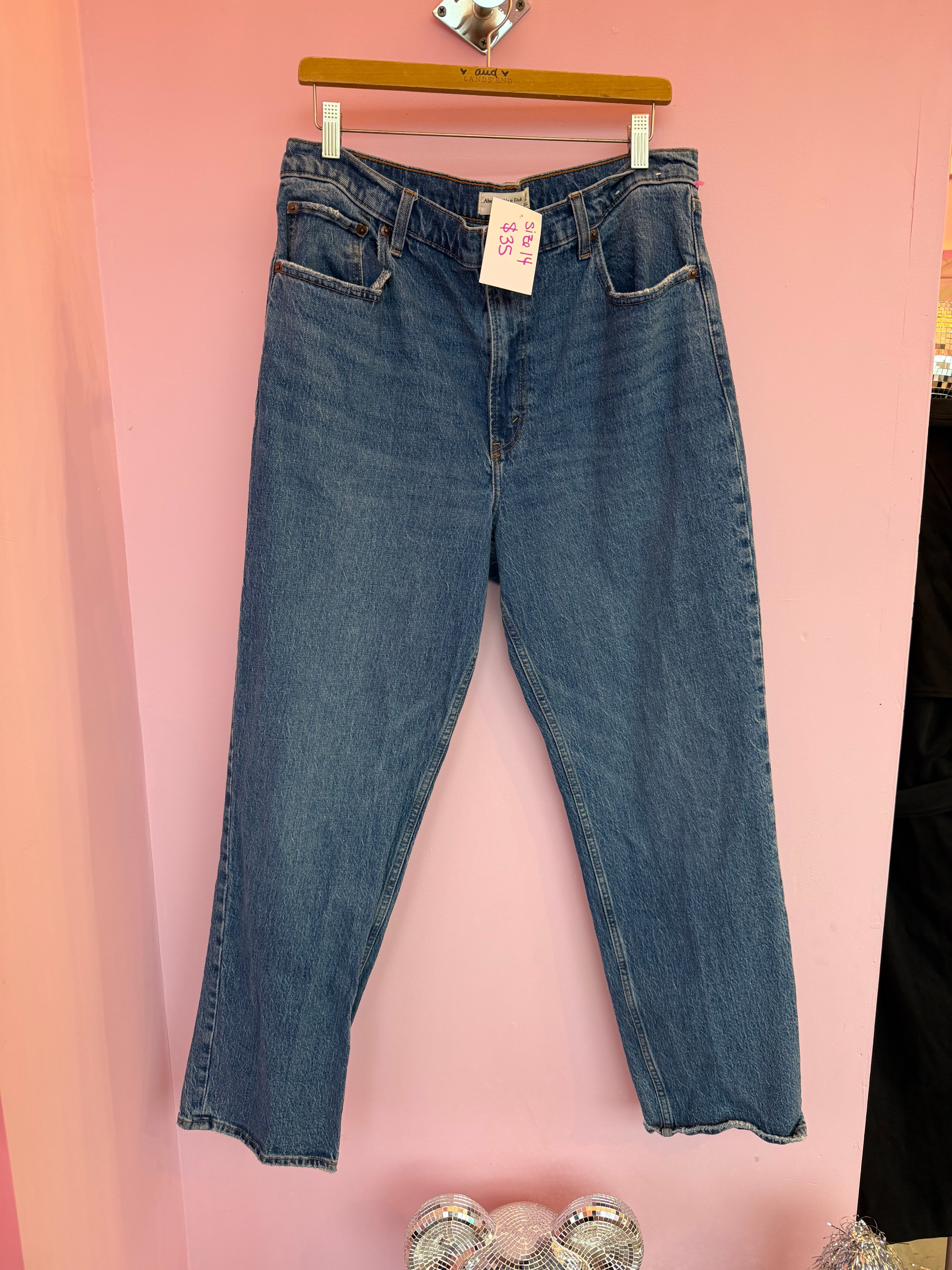 Abercrombie & Fitch 90s straight ultra high rise