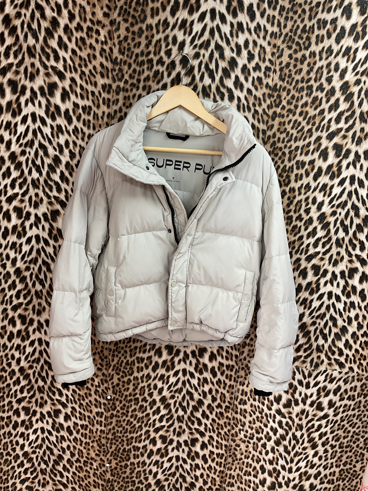 Aritzia TNA The Super Puff Shorty S