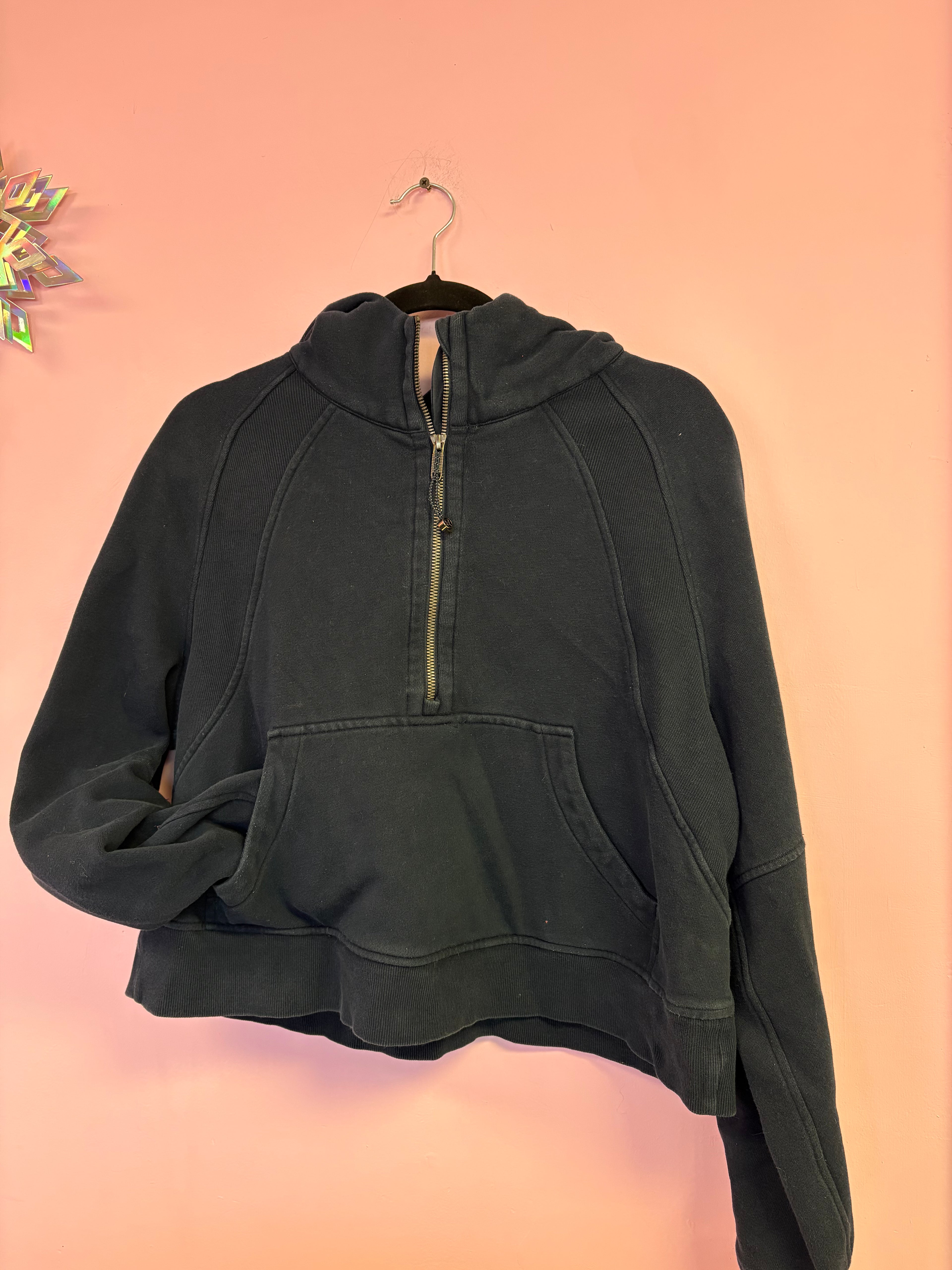 Lululemon 1/2 zip scuba M/L