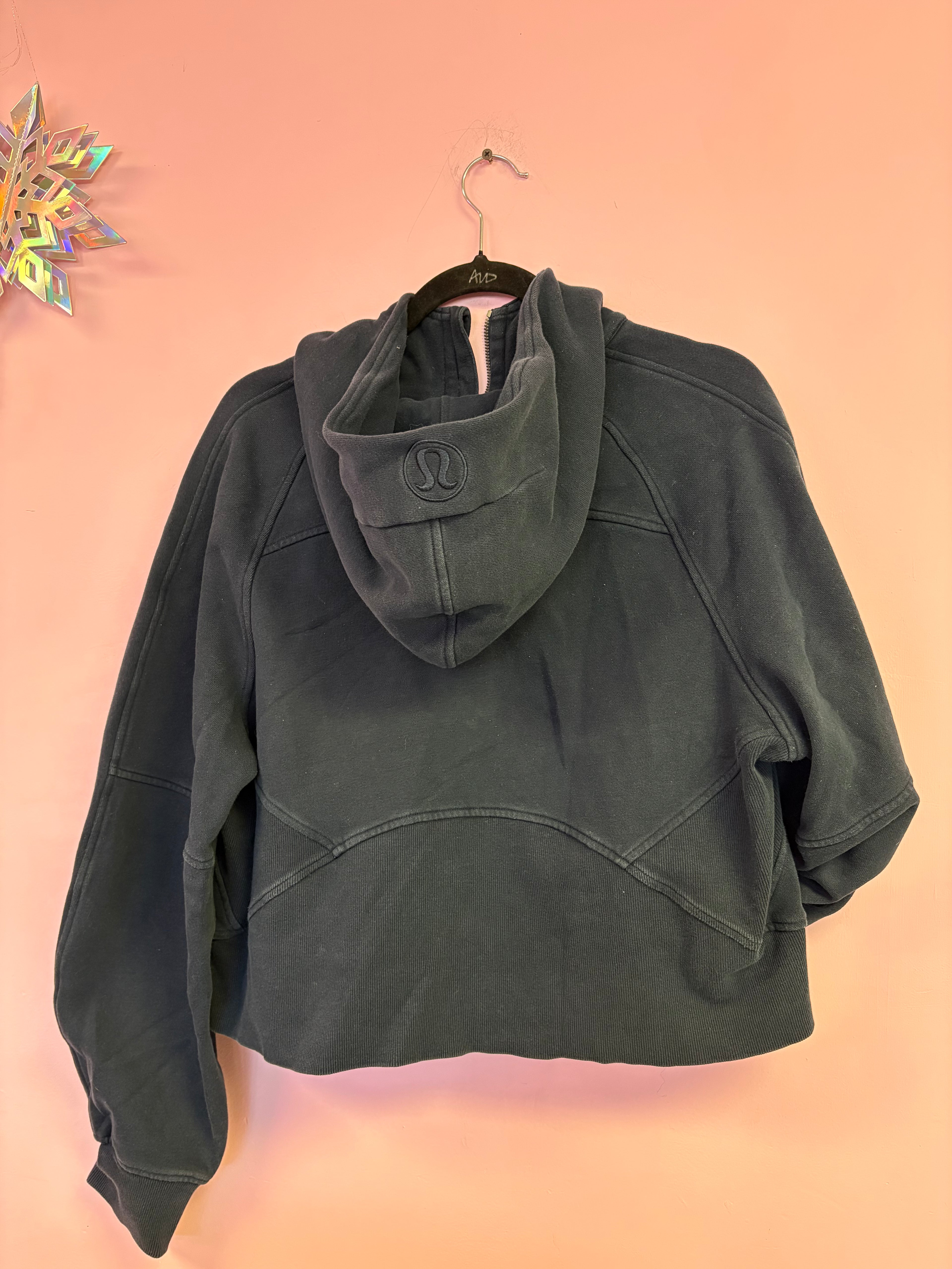 Lululemon 1/2 zip scuba M/L