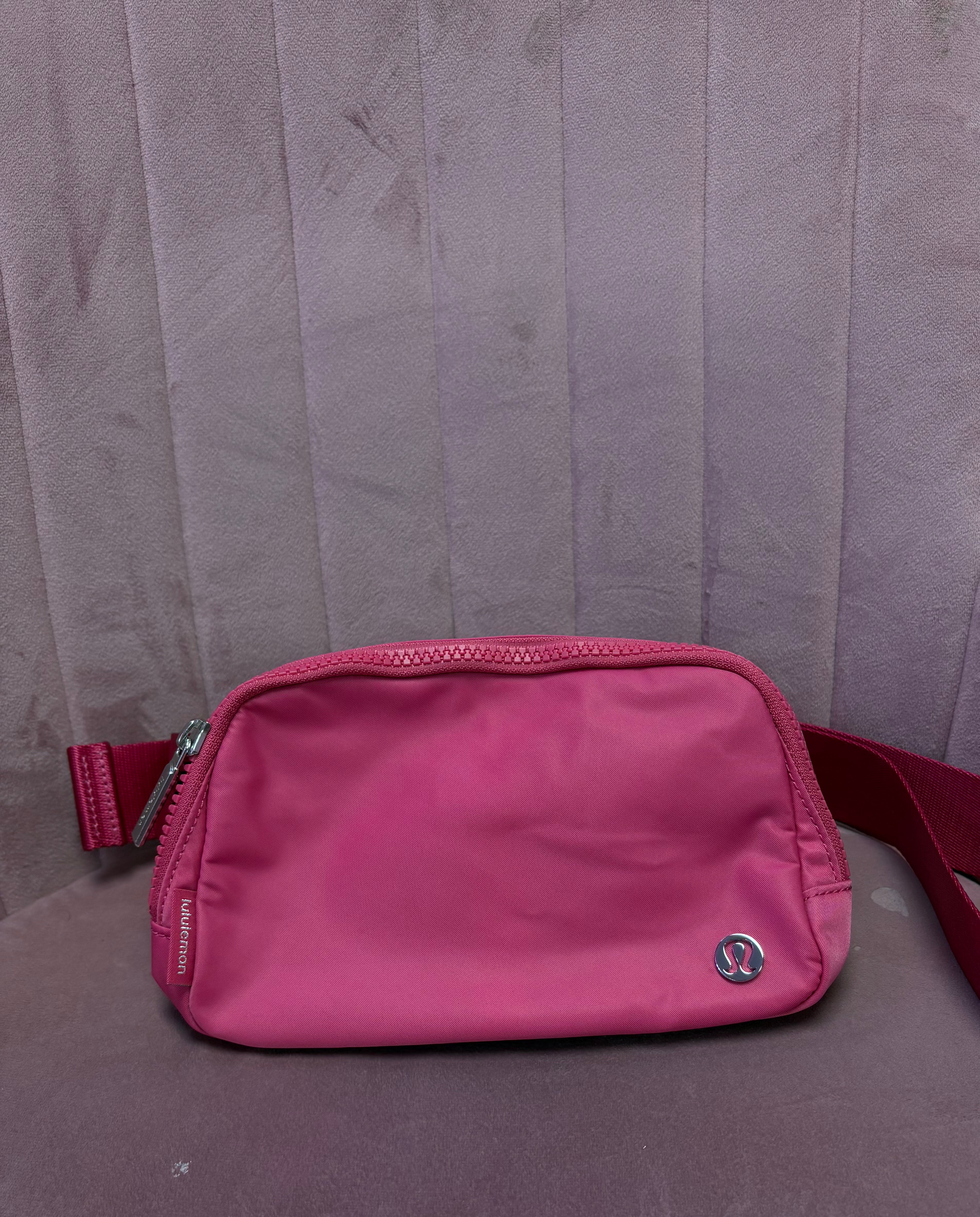 Lululemon belt bag nwt