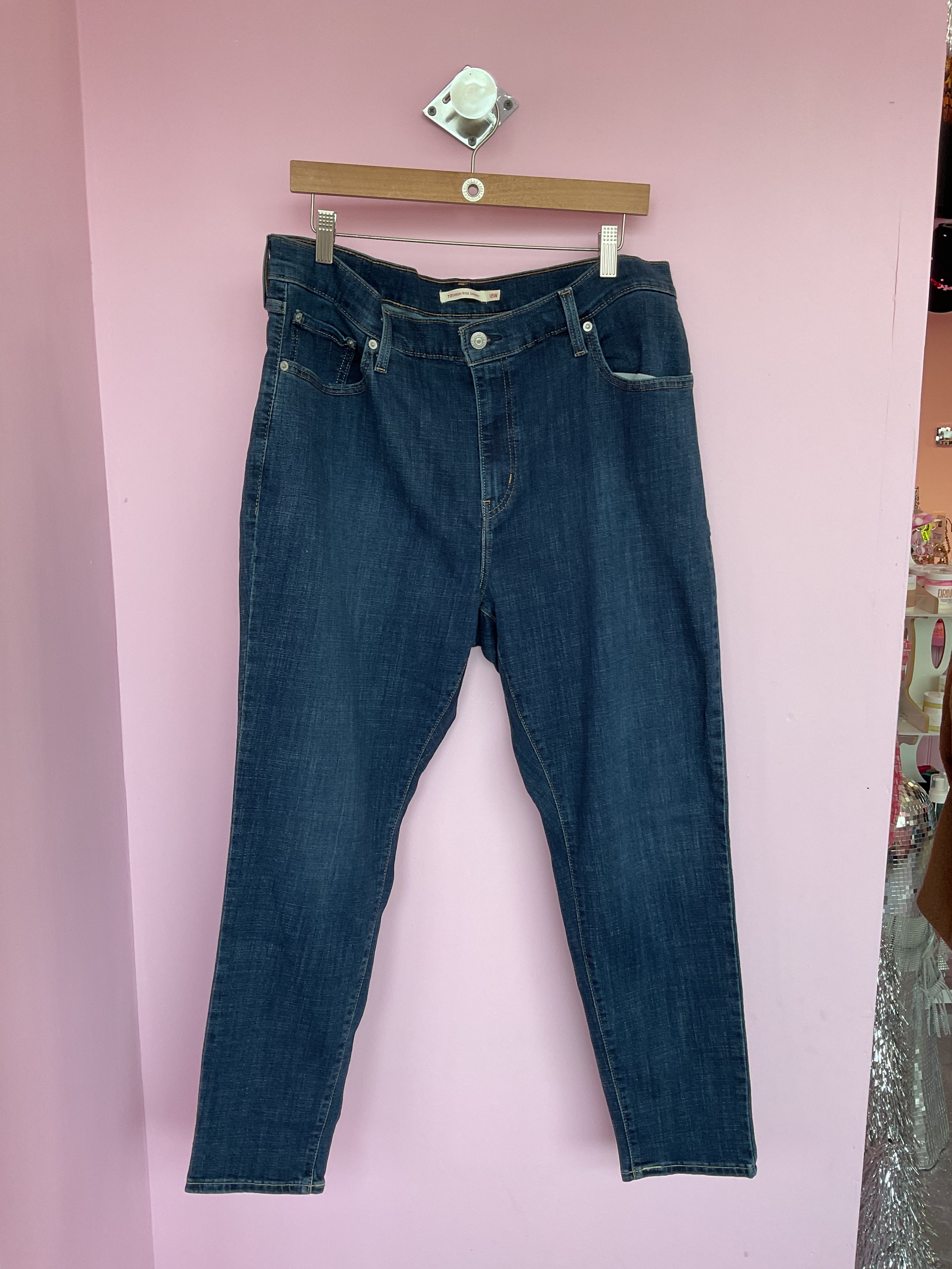 Levi’s 721 High Rise Straight 18W