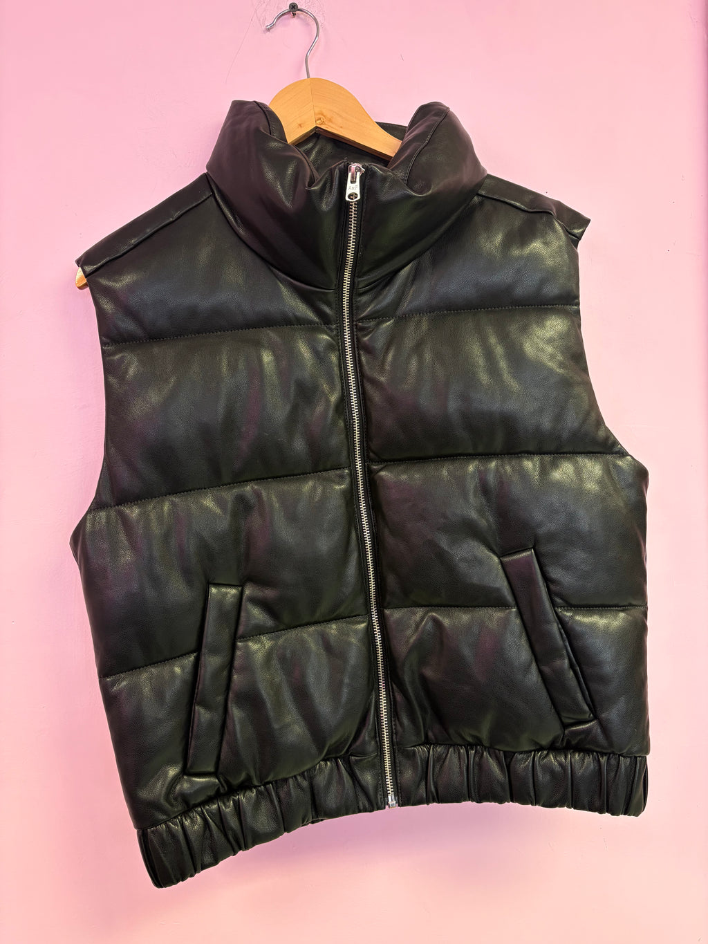 A&F leather puffer vest m