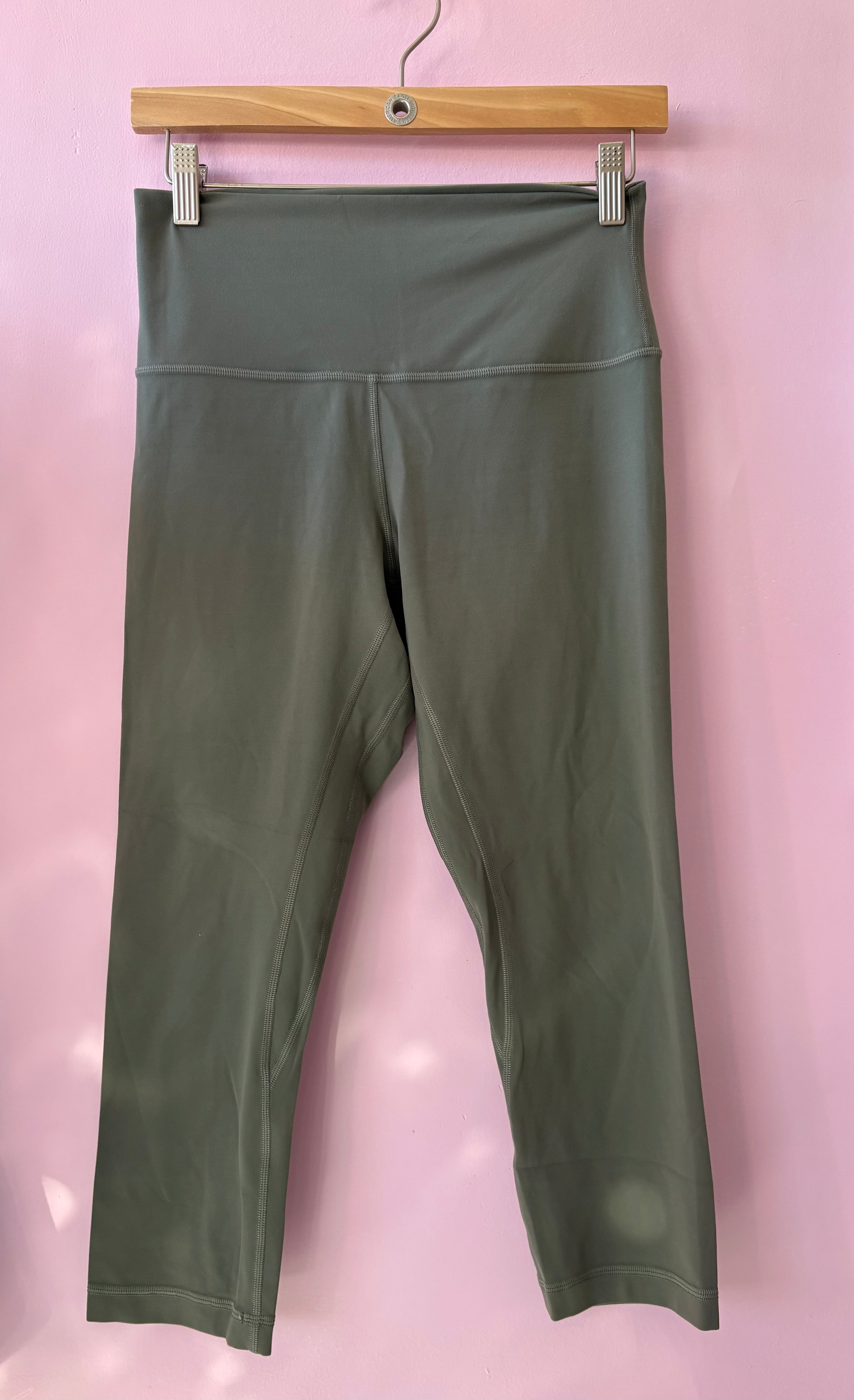 Lululemon leggings 8