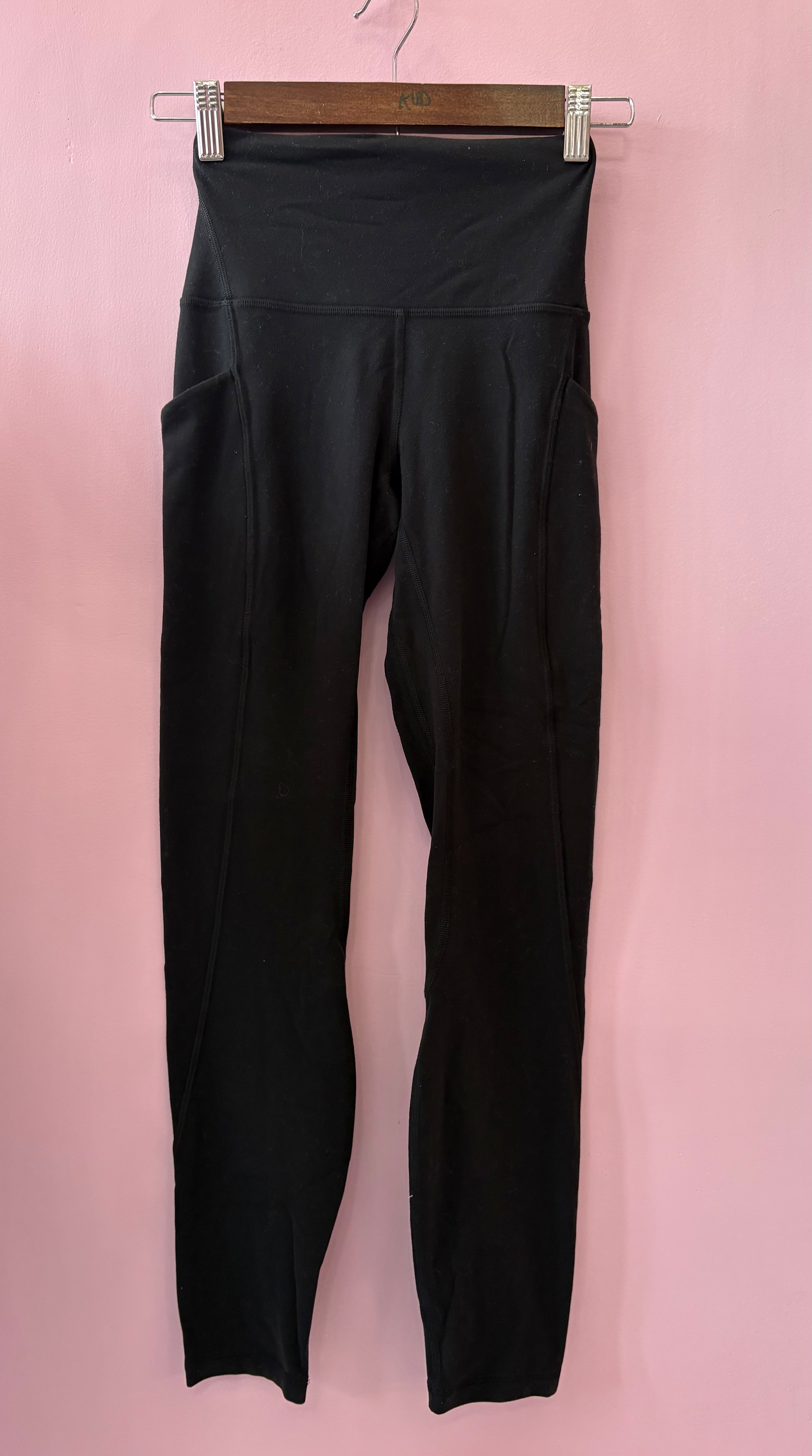 Lululemon leggings with pockets 2