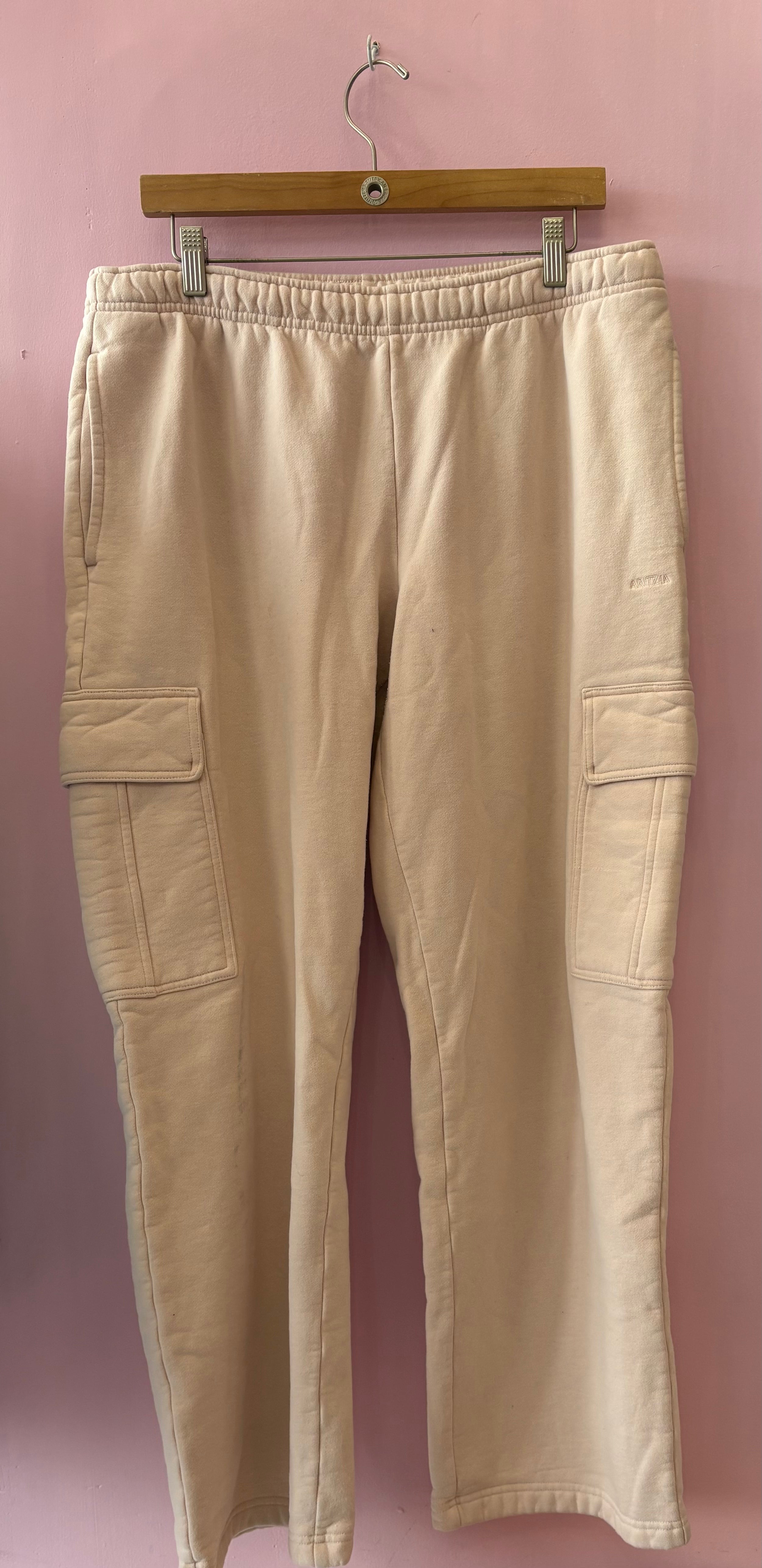 Aritzia sweatpants xl
