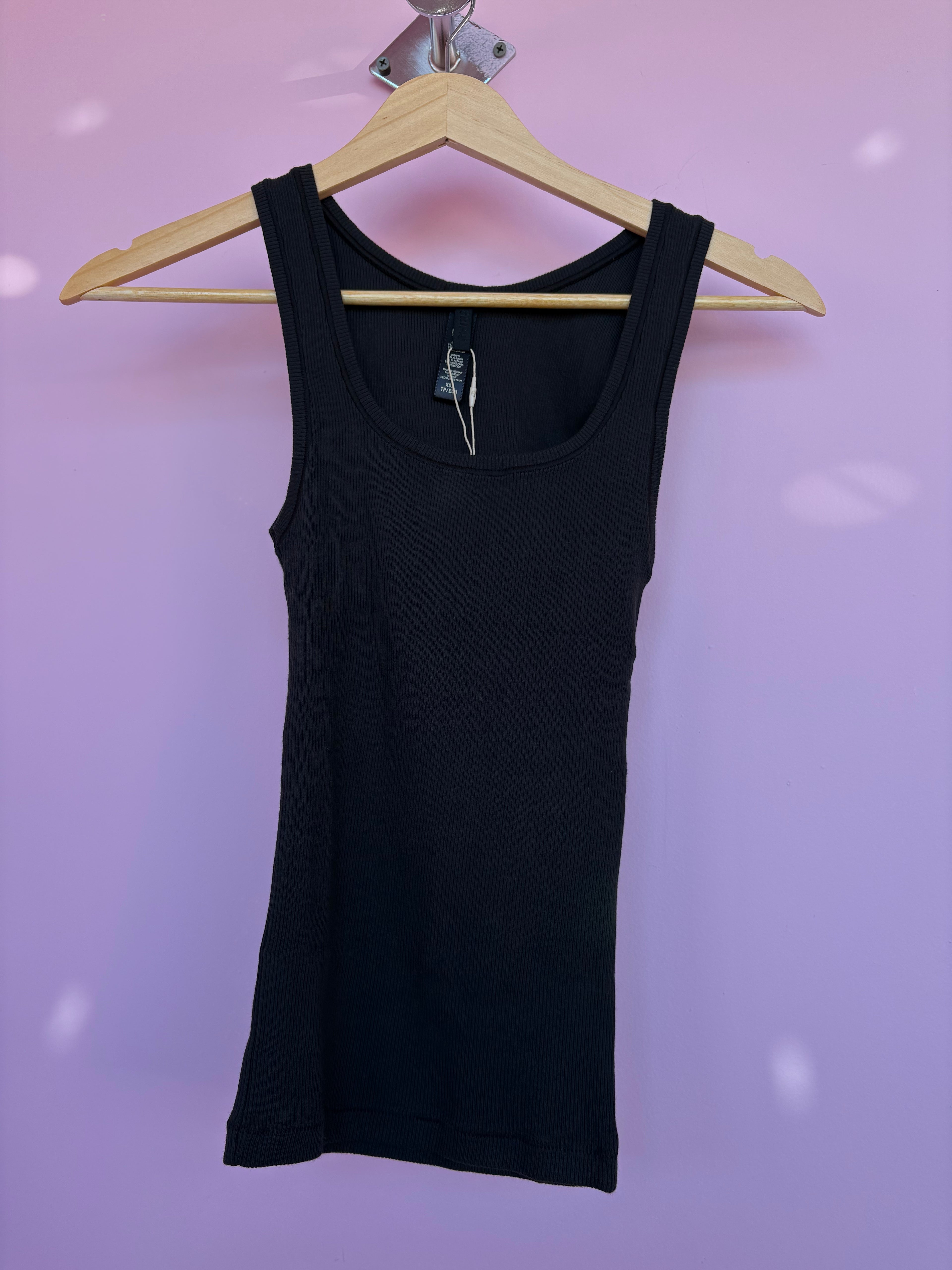 Skims ribbed tank xs