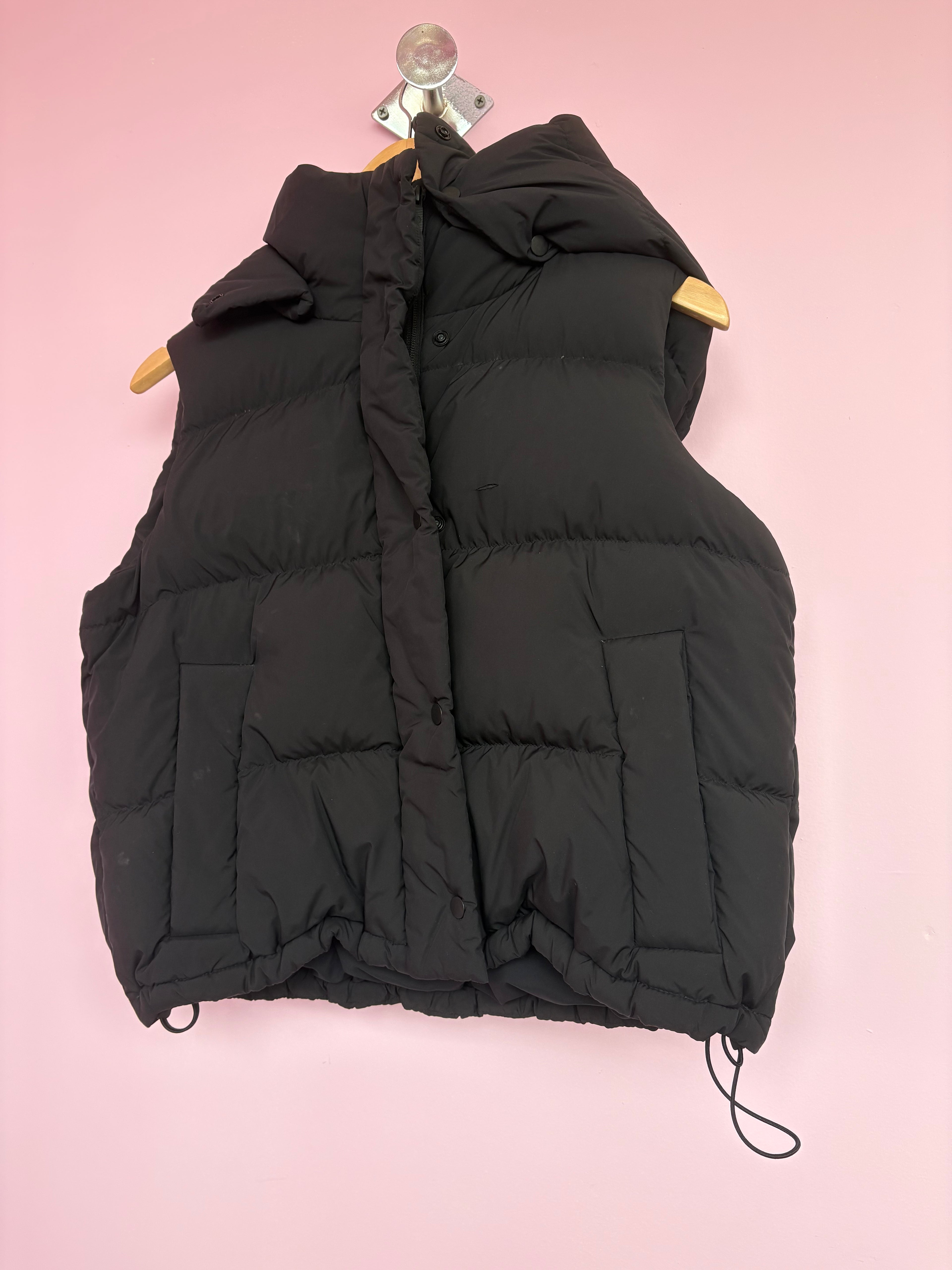 Lululemon puffer vest 4