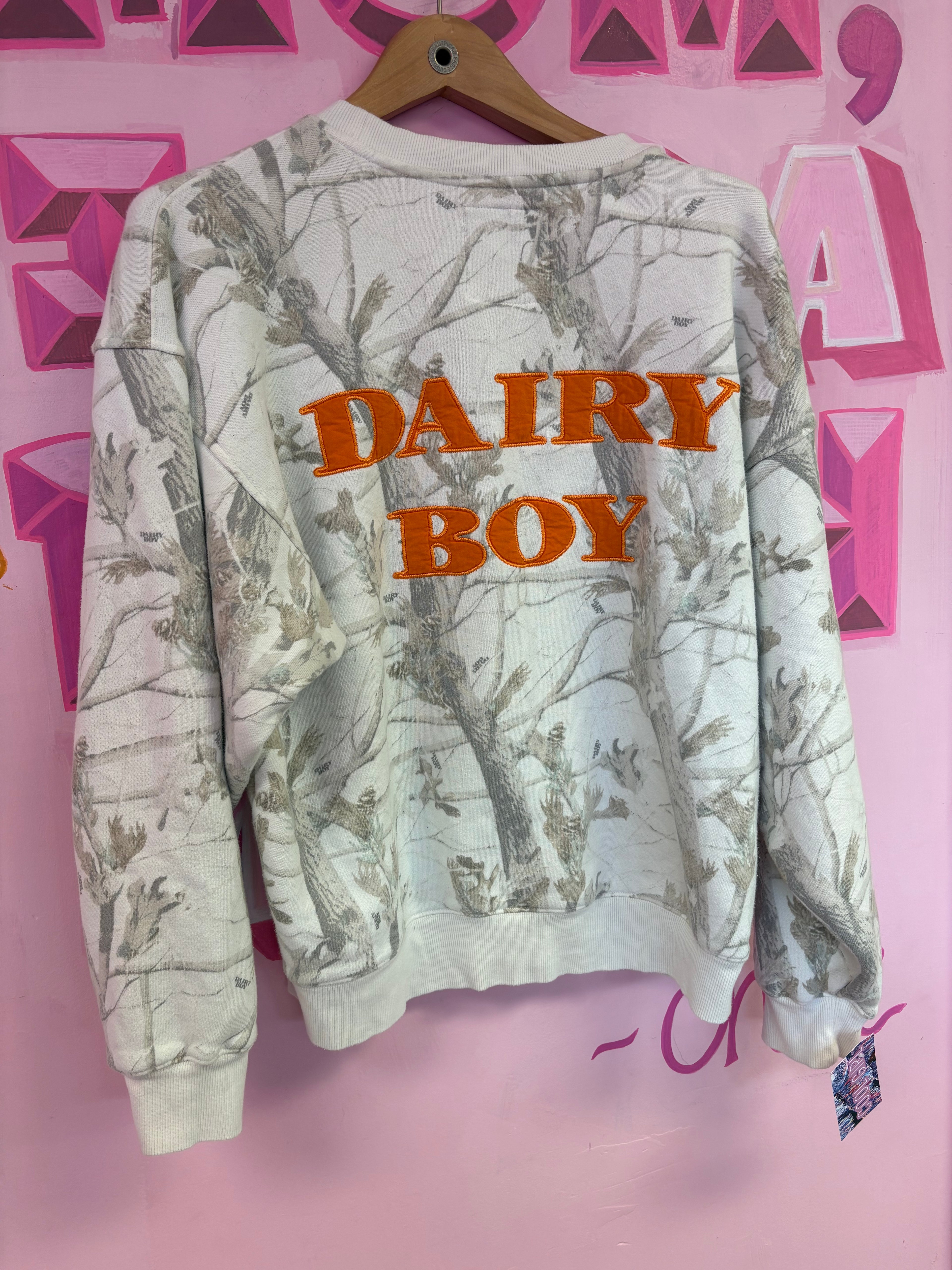 Dairy Boy crewneck M