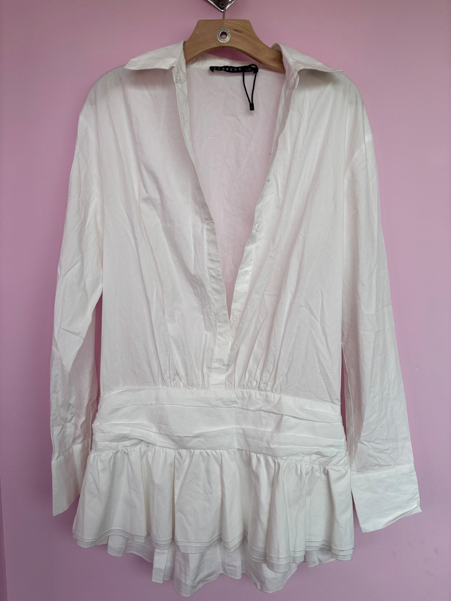 Lioness dress M - Cool Girl