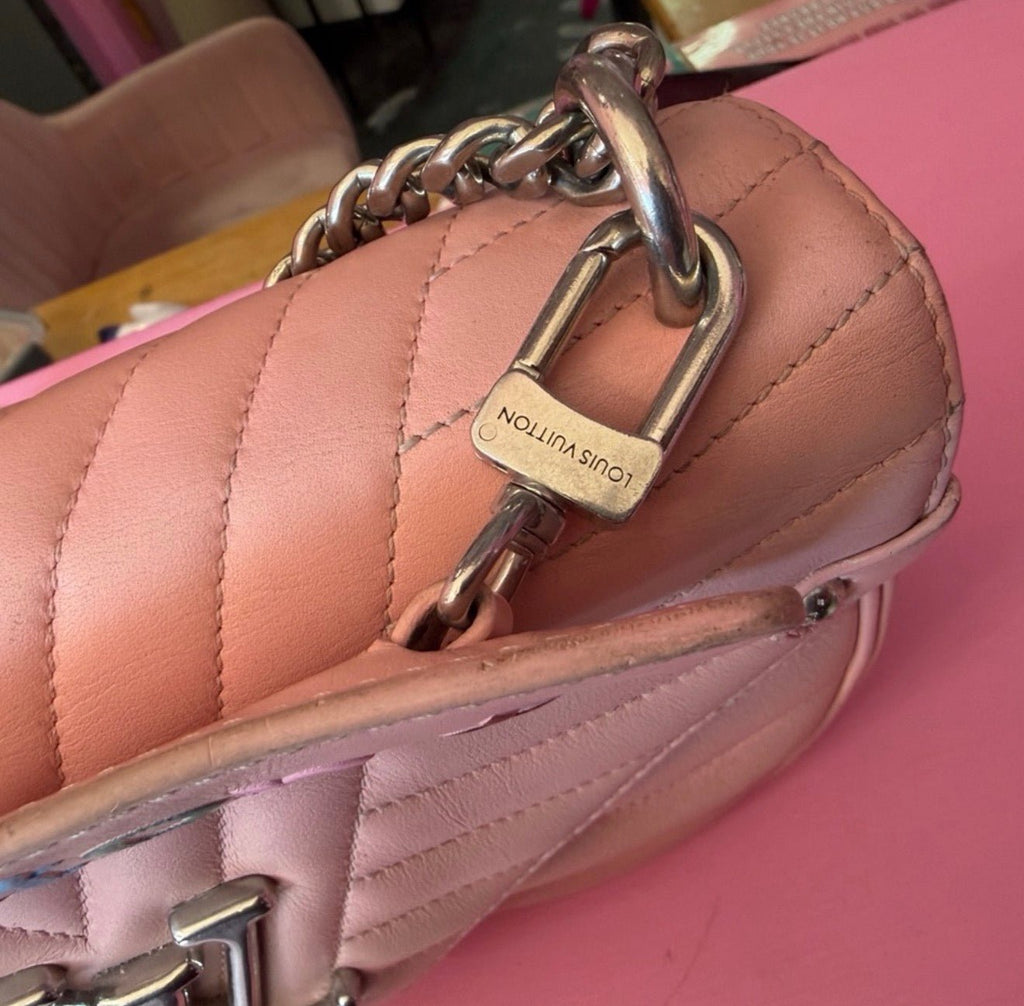 Louis Vuitton New Wave PM - Cool Girl