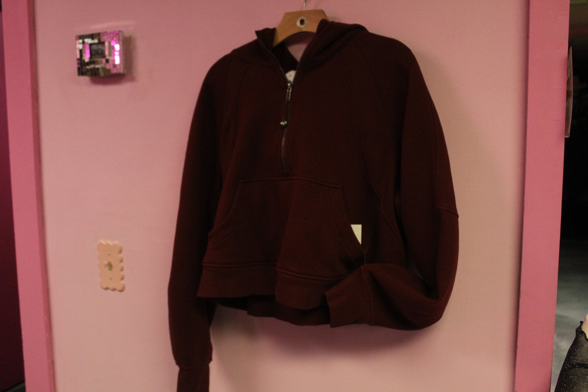 Lululemon 1/2 zip scuba - Cool Girl