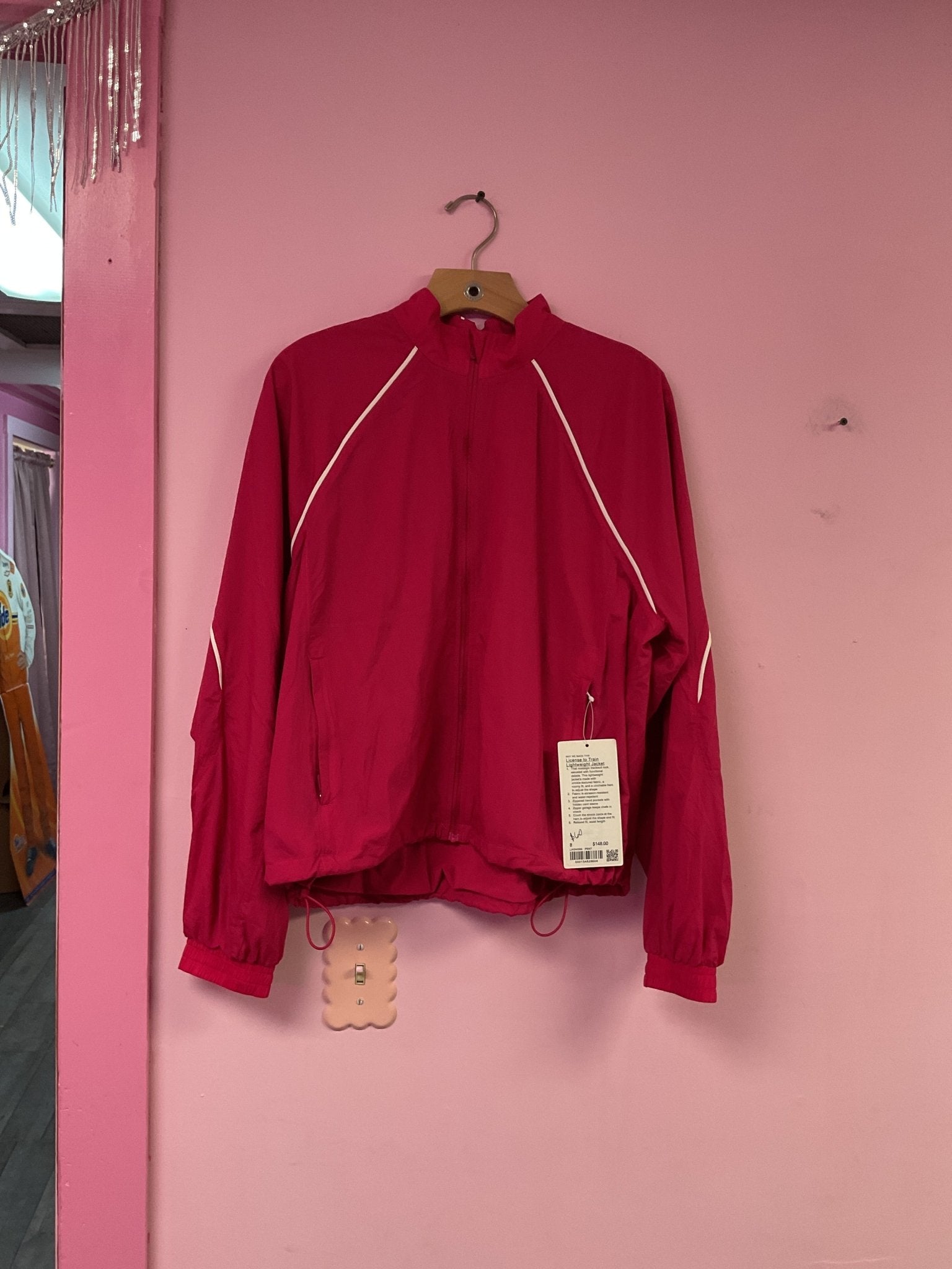 Lululemon License to Train Jacket NWT - Cool Girl