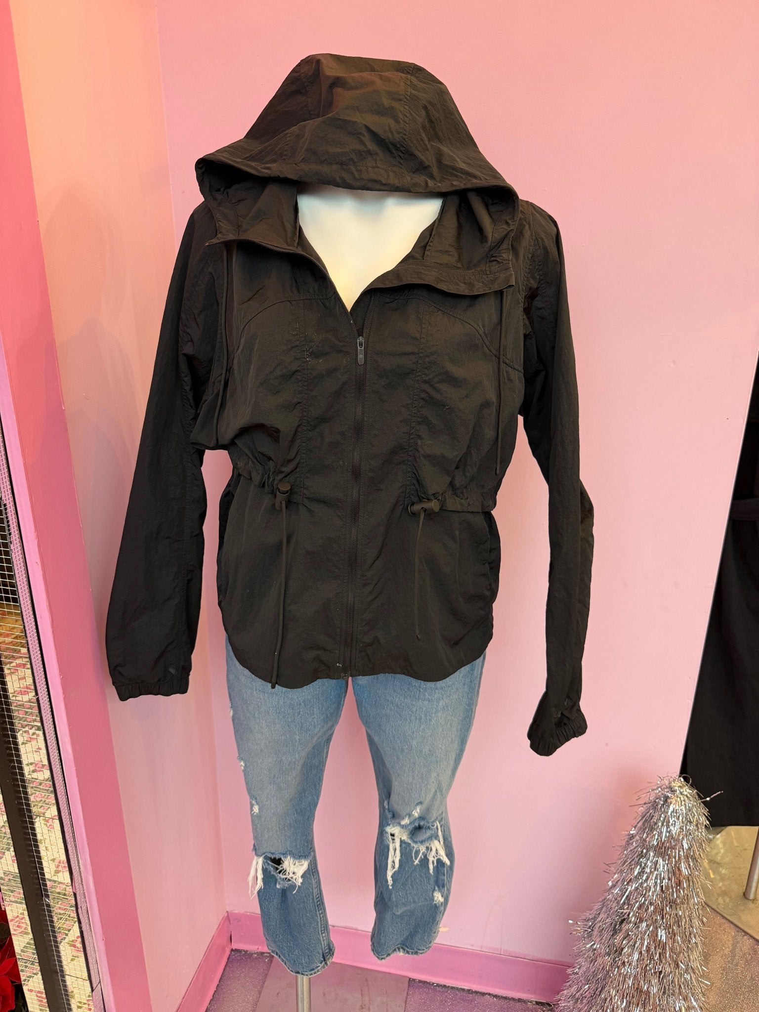 Lululemon Rain Jacket Lg - Cool Girl