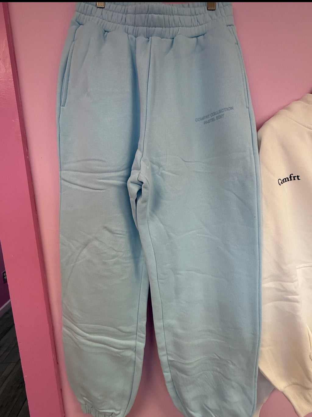 Medium comfort sweatpants - Cool Girl