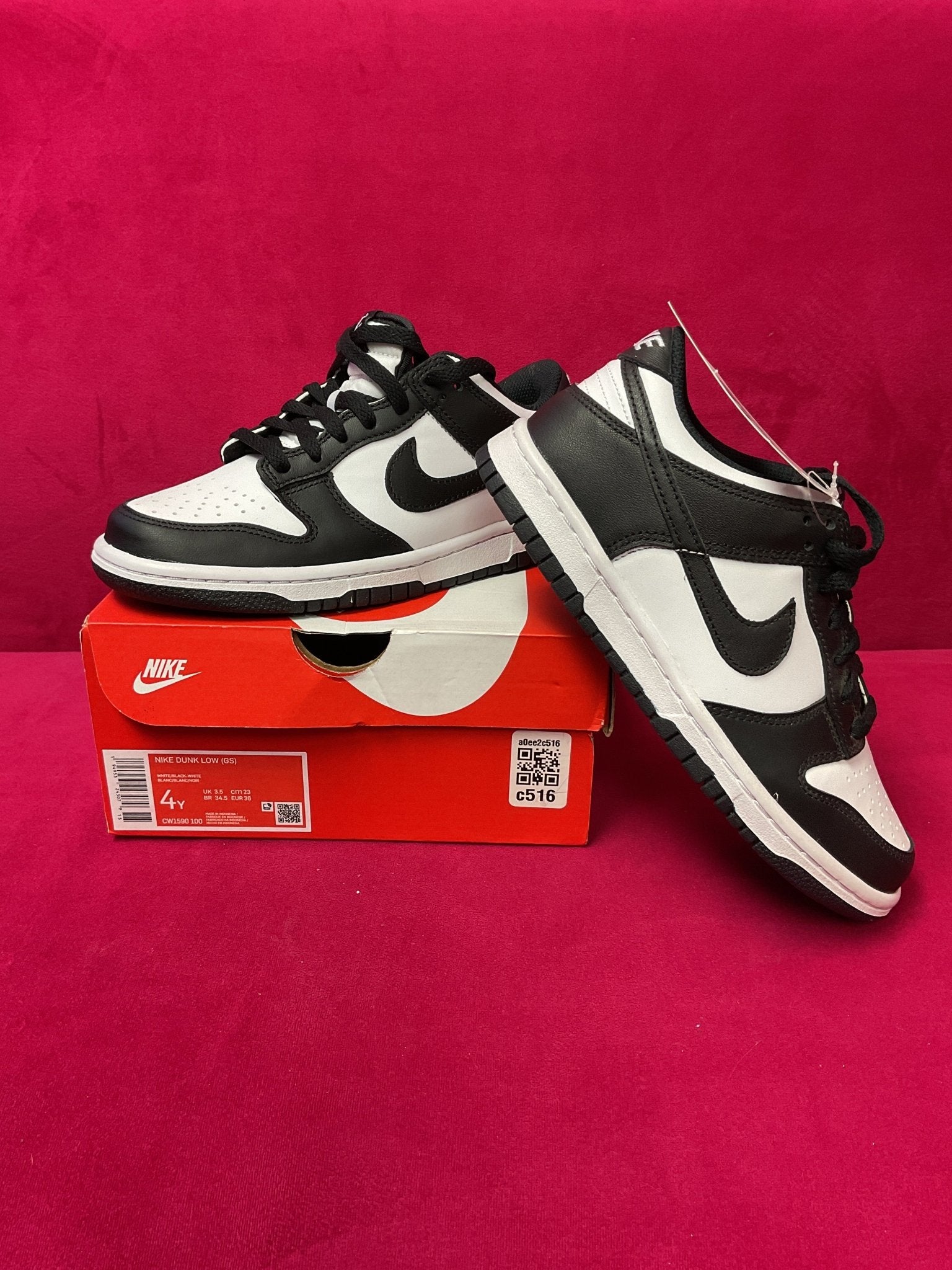 Nike Dunk Low - Cool Girl